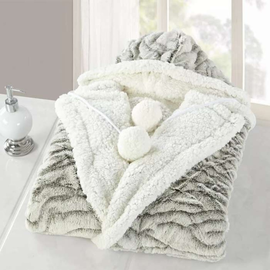 Blankets & Throws * | Chic Home Wavy 51 71 Hooded Snuggle Light Grey